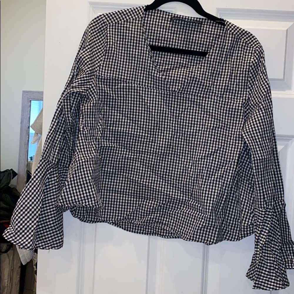Bell flare sleeve checkered shirt